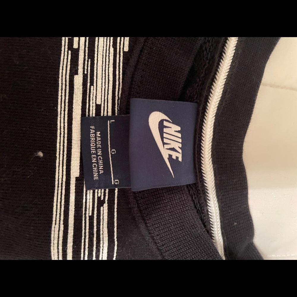 Nike Crew - Picture 3 of 3